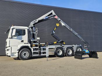 TGS 35.470 8x4 / HMF 2243 Z KRAAN + HAAKARM